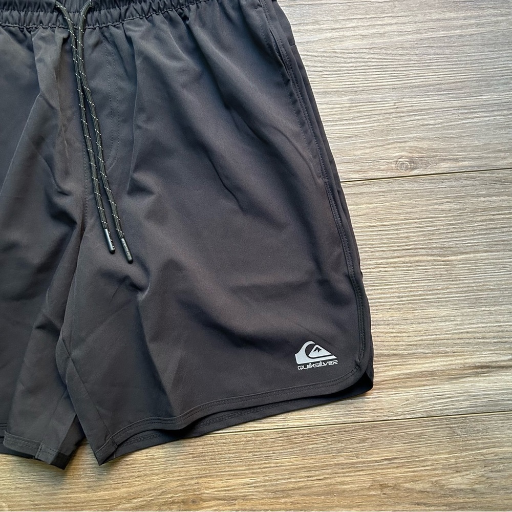 Quicksilver | Dryflight Black Workout Running Shorts (Small) - Picture 5 of 10